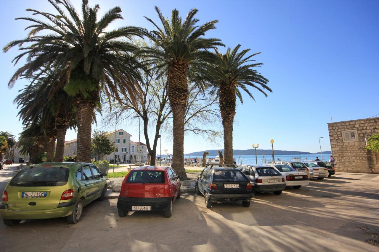 Apartments By The Sea Kastel Kambelovac, Kastela - 8679 Eksteriør bilde